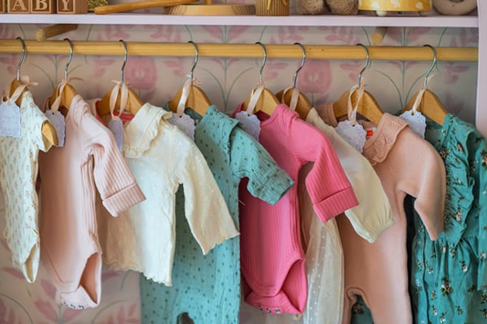 Children clothes hanging racks